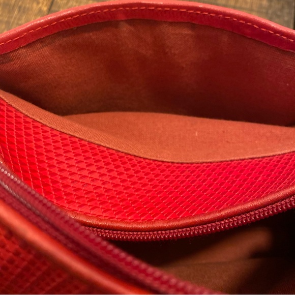 VINTAGE 1983 Liz Claiborne Red Leather Crossbody Bag and Matching Wallet - Picture 10 of 16